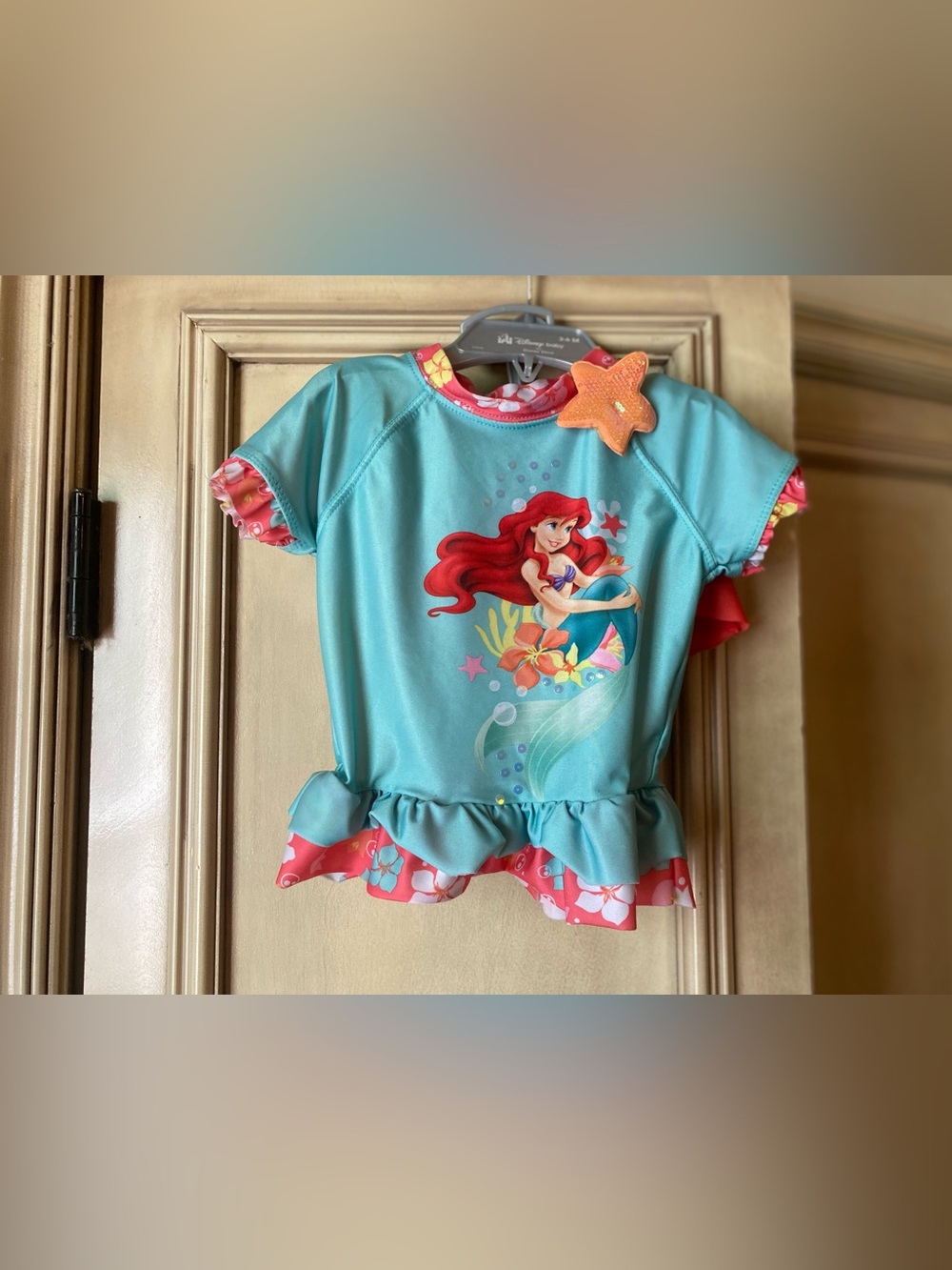 Disney Ariel Mermaid Girls 2T 2-Piece Rash Guard Swim Shirt Bikini Set